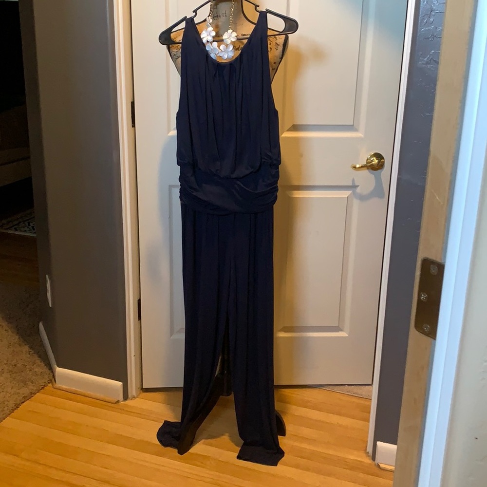 Sleeveless nave blue jumpsuit